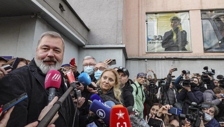 Russia, il Nobel per la Pace Muratov: "È un premio per i giornalisti caduti. Ma lo meritava Navalnyj"