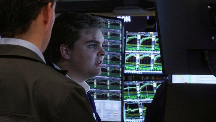Le Borse di oggi, 25 luglio. Listini Ue positivi, il calo della fiducia tedesca frena Francoforte