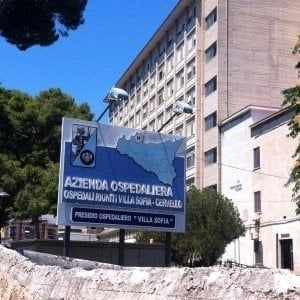 Palermo, due bimbi mangiano prodotto stura lavandini, uno è grave