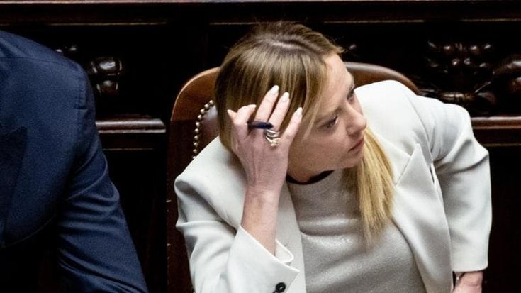 La mossa di Meloni senza avvisare i leader rivali e i distinguo degli alleati