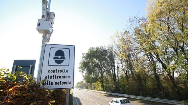 Autovelox non omologati per fare cassa, aperta a Padova la prima inchiesta sui Comuni per ‘falso ideologico’