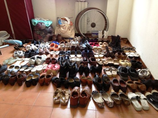 Piacenza, migranti sgomberati <br />ospitati nella sede del partito