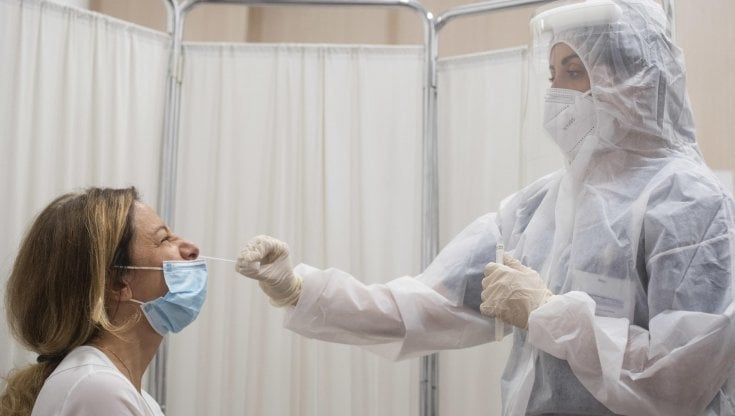 Toscana coronavirus, 2009 nuovi casi e 24 decessi nelle ultime 24 ore 