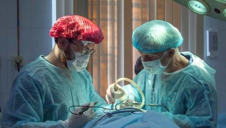 Calabria, la laparoscopia facile arriva in sala operatoria: la robotica al servizio della sanità