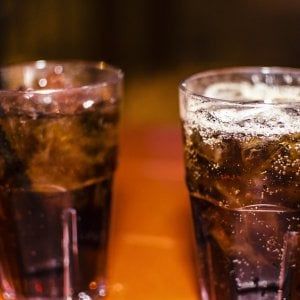 "Bibite senza zucchero, potrebbero provocare ictus o Alzheimer"