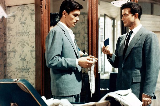 Alain Delon, tutti i personaggi da Rocco al Giulio Cesare di "Asterix"