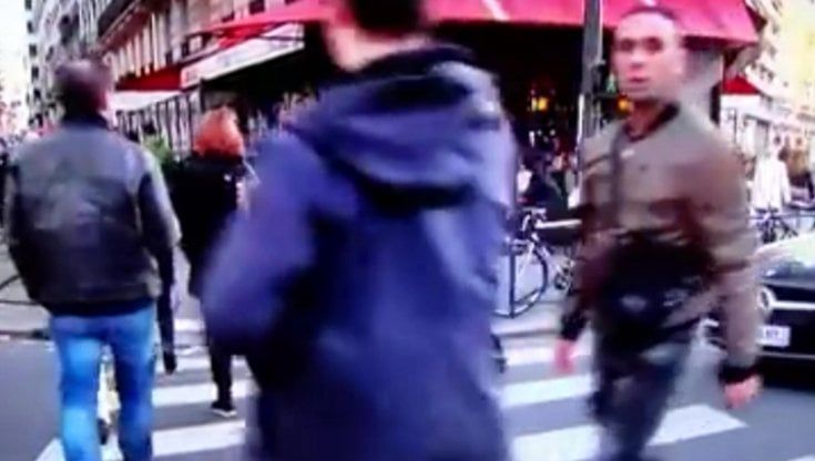 Bataclan, a Parigi parla l'attentatore Salah Abdeslam: "Abbiamo colpito per rispondere ai bombardamenti contro lo Stato islamico. Anche voi avete ucciso civili e bambini"
