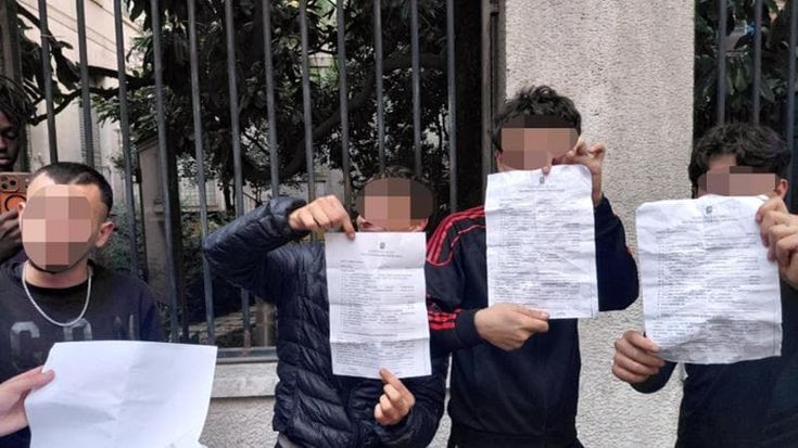 Milano, chiesti 45 arresti per gli assalti ai negozi. Tantissimi i minori: “Azione di rara violenza”