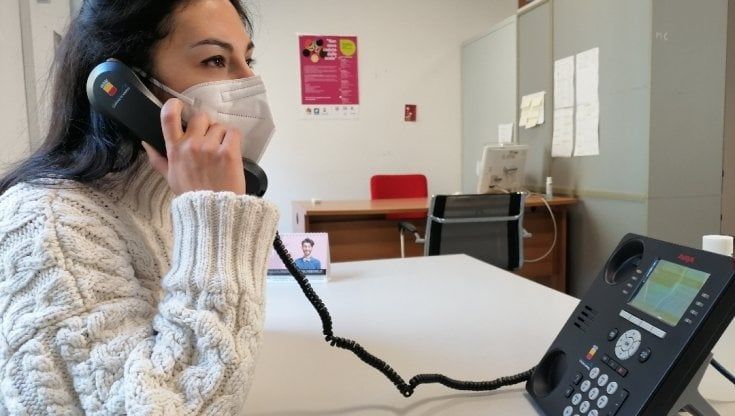 Nei centri antiviolenza di Napoli: "Chiamano adulte e giovani ma hanno paura di denunciare"