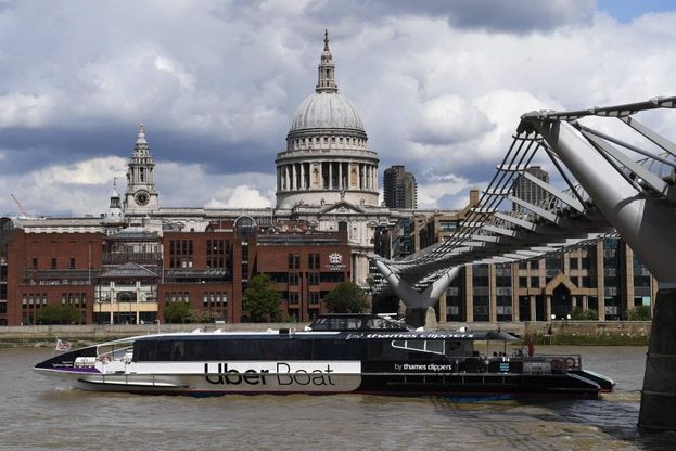 Londra. Uber firma i vaportetti sul Tamigi