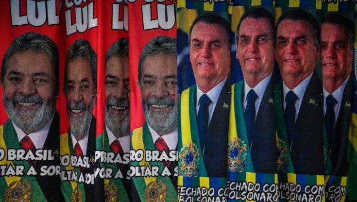 Brasile, sfida tra Lula e Bolsonaro: dall'ambiente alle privatizzazioni, quali sono le differenze tra i due candidati