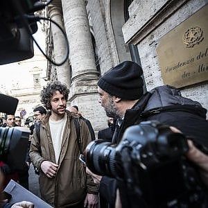Petrolchimico, strade e ripopolamento dei paesi: la Sicilia al centro dell'incontro tra Provenzano e le Sardine