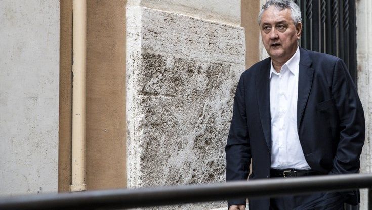 Barelli, il capo del nuoto italiano da trent'anni al centro di inchieste