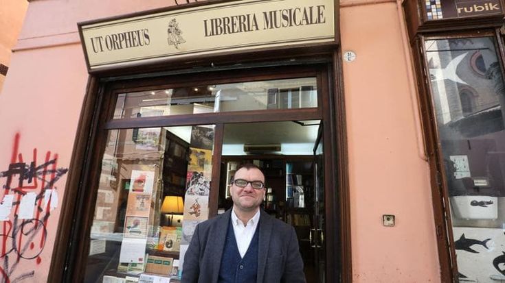 Trent’anni da “Ut Orpheus” l’ultima libreria musicale “Vendiamo spartiti al mondo”