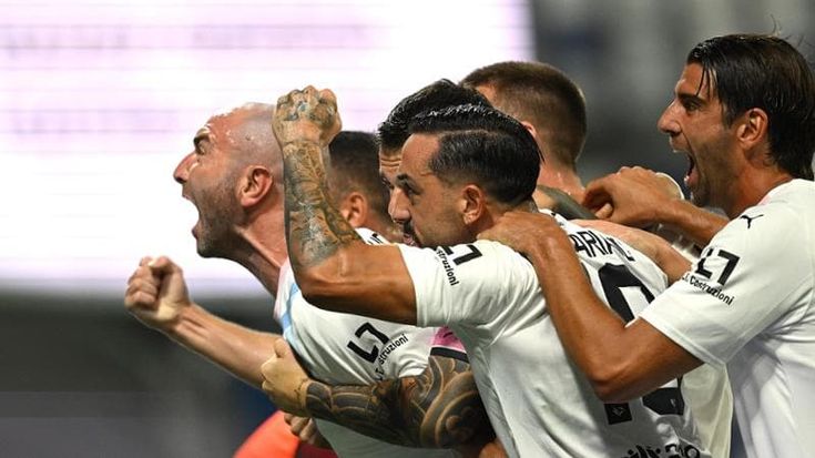 Il Palermo si sblocca tre reti alla Reggiana per la prima vittoria