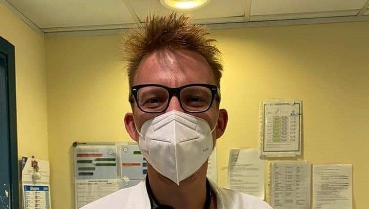 Il medico del Pronto soccorso Galmozzi: "Vogliamo dare un contributo, fateci somministrare i vaccini anti-Covid"