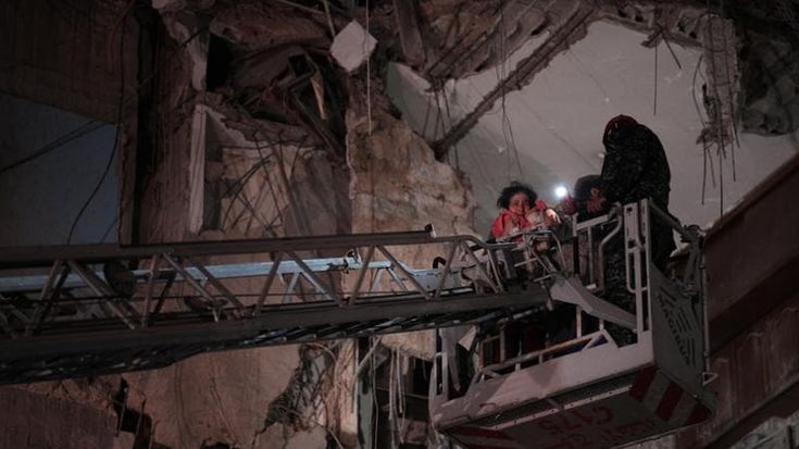 La tregua in Iran è fragile, bombe israeliane sul Libano: “Così la guerra riprenderà”