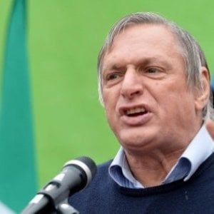 A Foggia per l'impegno contro le mafie. Don Ciotti: "Sconfiggiamo l'omertà"