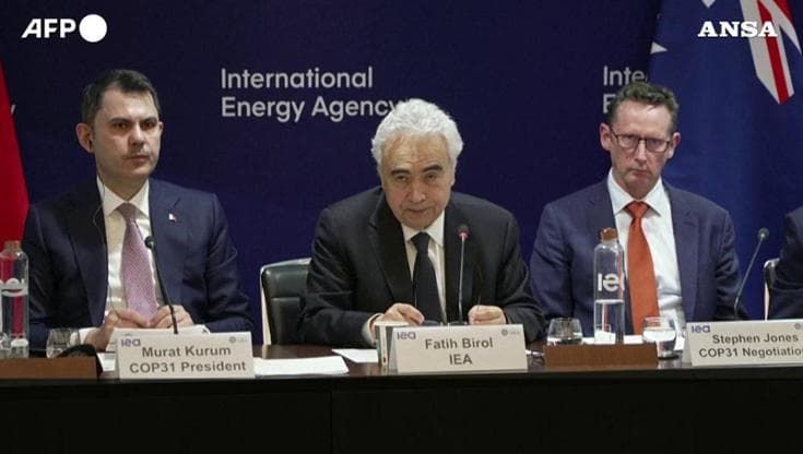 Hormuz, il direttore dell'Aie: "Il mondo deve affrontare la peggiore crisi energetica della storia"