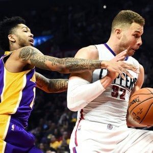 Basket Nba, il derby è ancora dei Clippers. Portland vede più vicini i play off