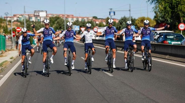 Ciclismo, la Israel Premier Tech cambia nome: “Ci allontaniamo dalla identità israeliana"