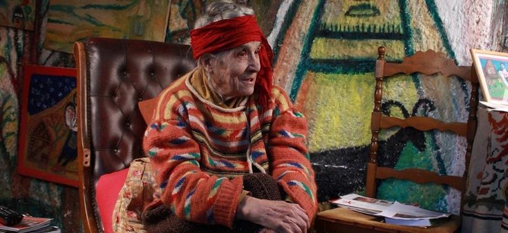 È morta Bonaria Manca, la pittrice-pastora che illuminava la vita semplice