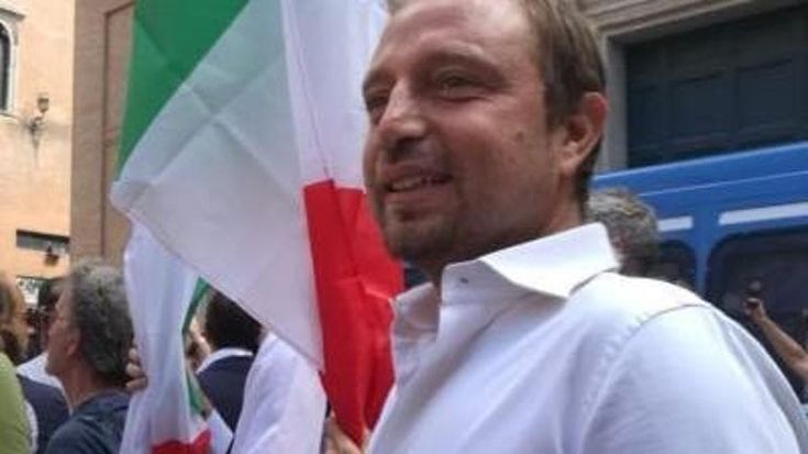 Vannacci manda in tilt la Lega e Santori pensa al trasloco