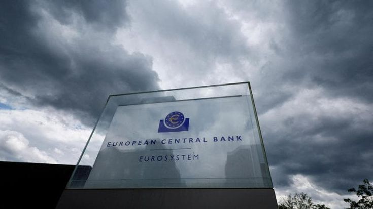 Mercati sospesi tra incertezze sul voto e appelli alle banche centrali. E c’è chi evoca lo scudo Bce anti-spread