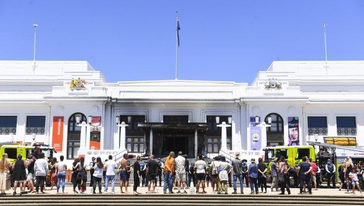 Australia, assalto al Palazzo del vecchio Parlamento: cresce la protesta degli aborigeni