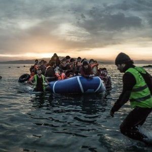 Immigrazione, perché "aiutarli a casa loro" non è la soluzione