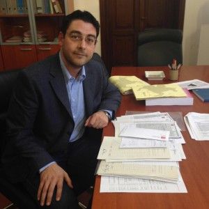 Livorno al ballottaggio, il candidato Pd: "Sinistra non pu&ograve; stare con il Movimento 5 Stelle"