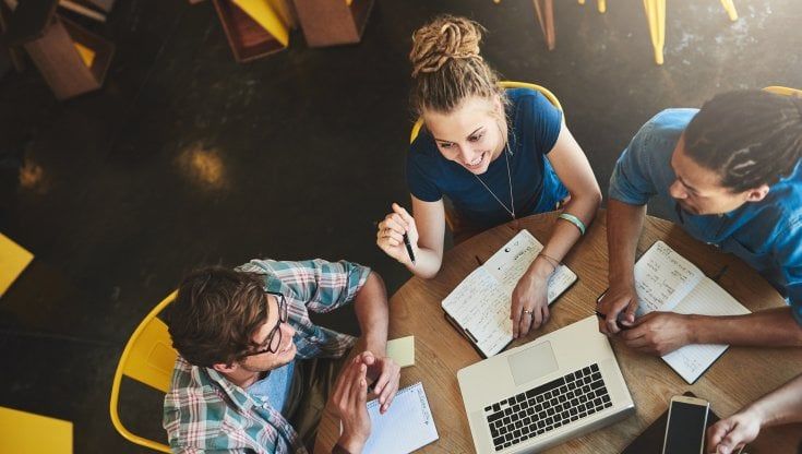 Pochi laureati e nelle discipline del futuro: cresce il gap Italia-Ue