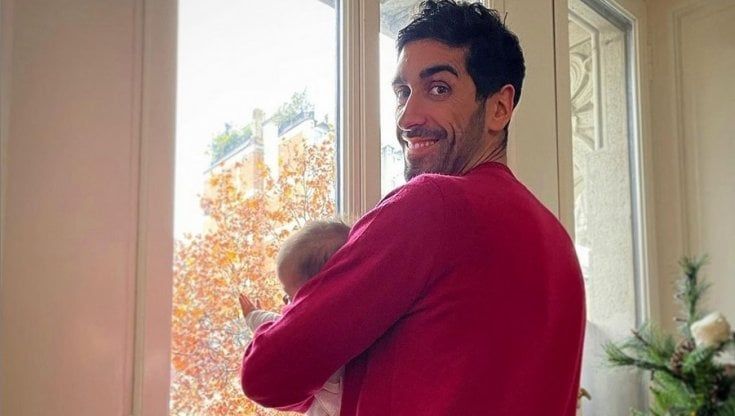 Filippo Magnini stile libero: "La pappa per Mia, i film in tv, la spesa: diventare padre cambia tutto" 