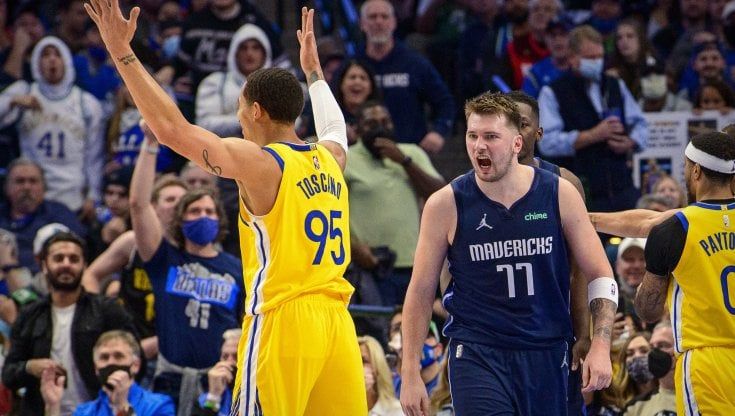 Nba: Dallas sorprende Golden State, Brooklyn ritrova il no-vax Irving e la vittoria