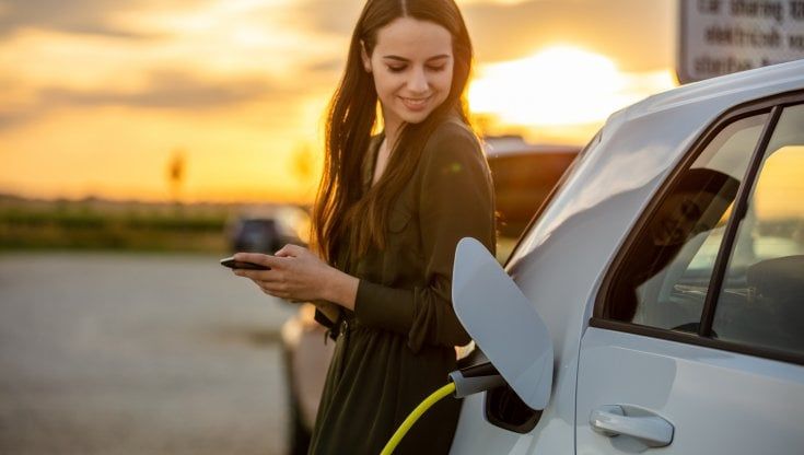 Barbieri (Deloitte): gli italiani vogliono auto più sostenibili, connesse e smart