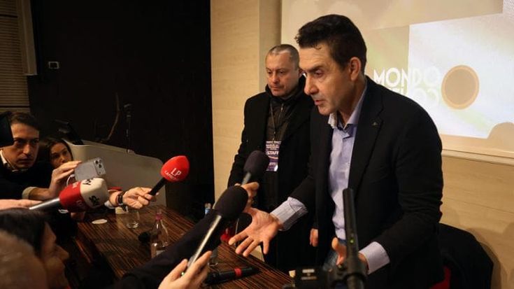 Vannacci, prima sfida al governo: “Voteremo contro le armi a Kiev”