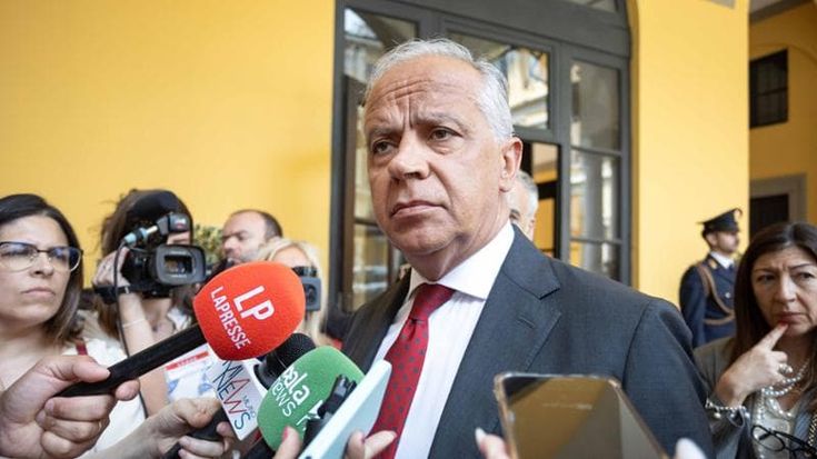 Il bilancio di Piantedosi sulla sicurezza a Milano: “Calano i reati grazie a attività di Polizia”