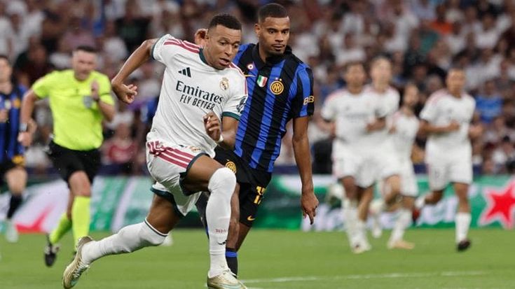 Le pagelle di Real-Inter: muro Courtois, Vinicius si sacrifica. Grinta Lautaro, Thuram sparisce