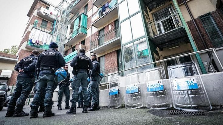 Il paradosso delle case Atc di Torino: famiglie in attesa, lavori fermi