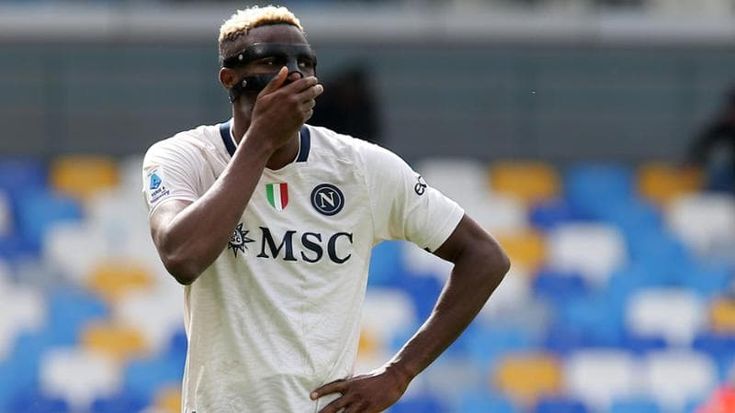 Osimhen in infermeria, stop quasi sicuro. Azzurri decimati nella trasferta a Firenze