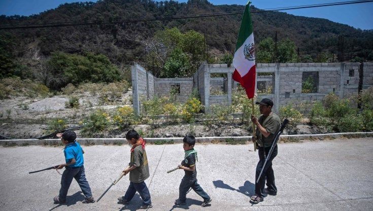 I bambini soldati del Messico, in armi contro i Narcos