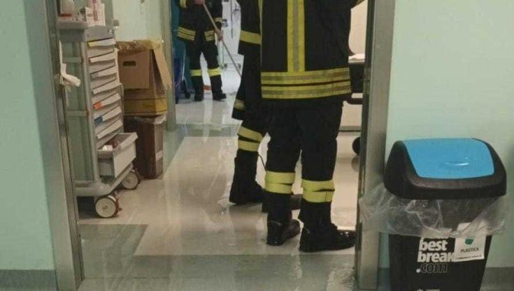 Ragusa, maltempo: si allaga il pronto soccorso