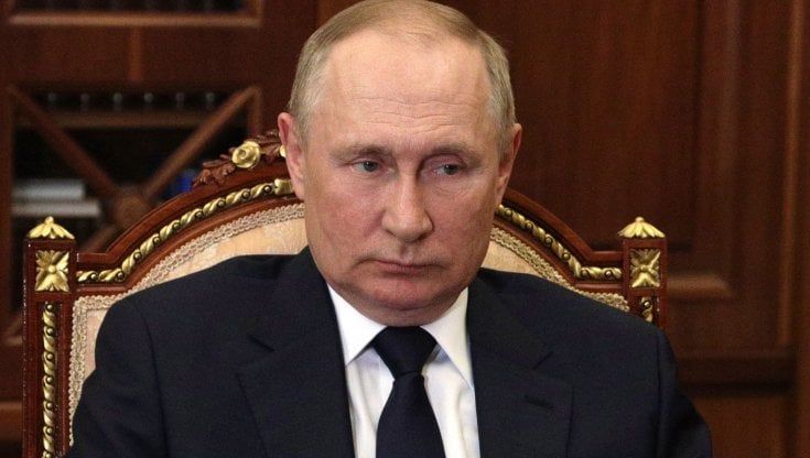 Russia, l'ex deputata Galjamina: “Putin appeso a un filo, la sua fine potrebbe essere vicina”