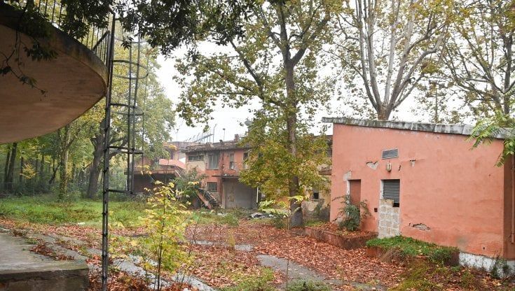 Le Mulina terra di nessuno, denunciati 13 occupanti dell’ex ippodromo