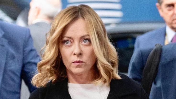 Meloni: “Basta bugie sulla sanità”. Schlein attacca: ecco i veri numeri