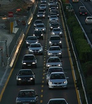 Ognissanti, un ponte al risparmioin vacanza in Italia e da parenti