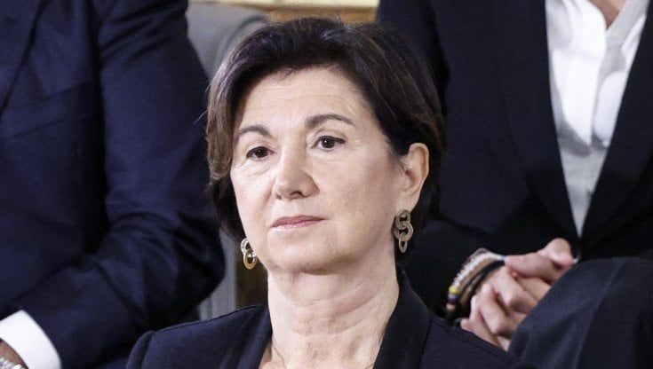 Roccella: "Non metteremo mano alla 194"