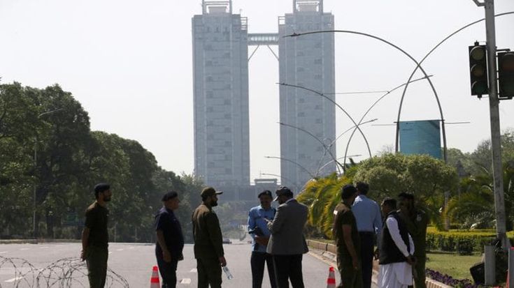 A Islamabad, tra orgoglio e cecchini: la città blindata per lo storico incontro Usa-Iran