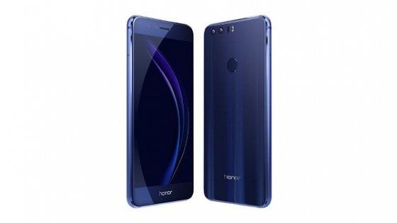 Honor 8, lo smartphone per millennials tra Pokémon Go e selfie 'perfetti'