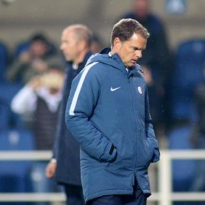 Inter, De Boer sempre più solo: scaricato dalla squadra e forse anche dal club